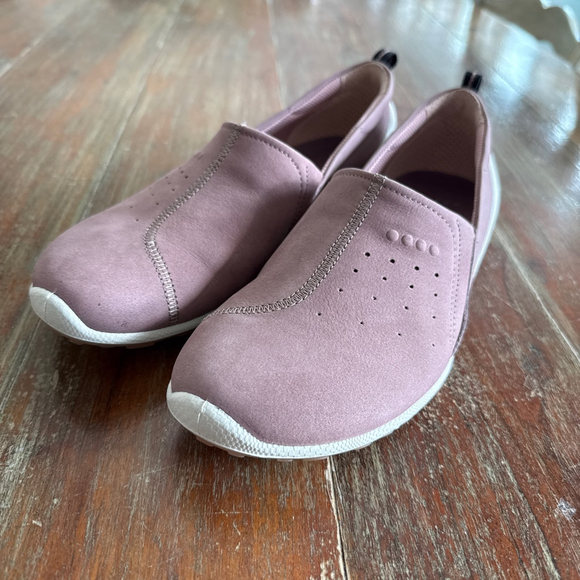 Ecco Biom Light Blush Nubuck Slip-On Flats Comfort Shoe Lightweight 38/7-7.5